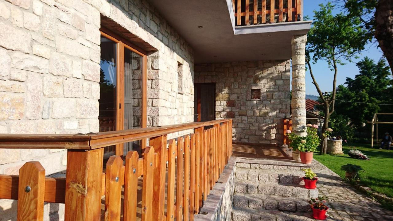 Bujtina Shkodrani Bed and Breakfast Voskopojë Buitenkant foto
