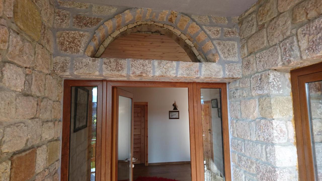 Bujtina Shkodrani Bed and Breakfast Voskopojë Buitenkant foto