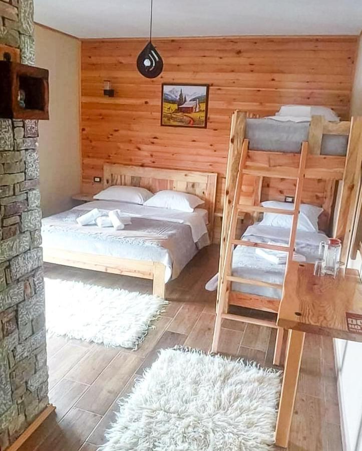 Bujtina Shkodrani Bed and Breakfast Voskopojë Buitenkant foto